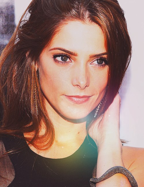  p>阿什丽·格林尼 i>(ashley greene) /i>,1987年2月21日出生于美国