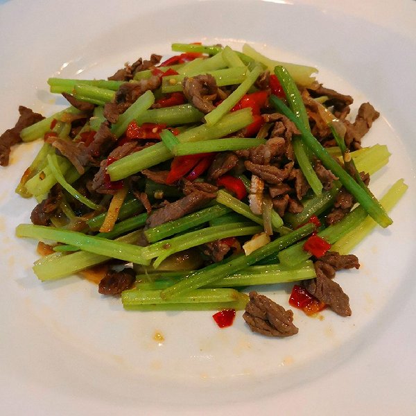 香芹泡菜牛肉丝