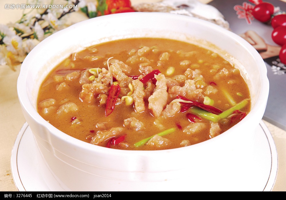 黄豆芽炖小酥肉