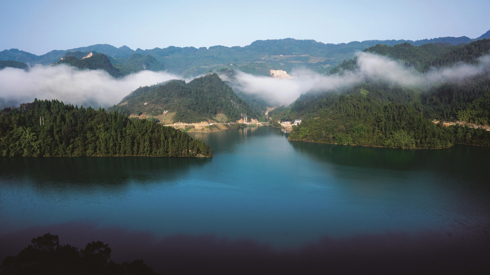 我的家乡在重庆梁平,我为大家安利以下美食虎城尖柚山桂香肠梁平松花