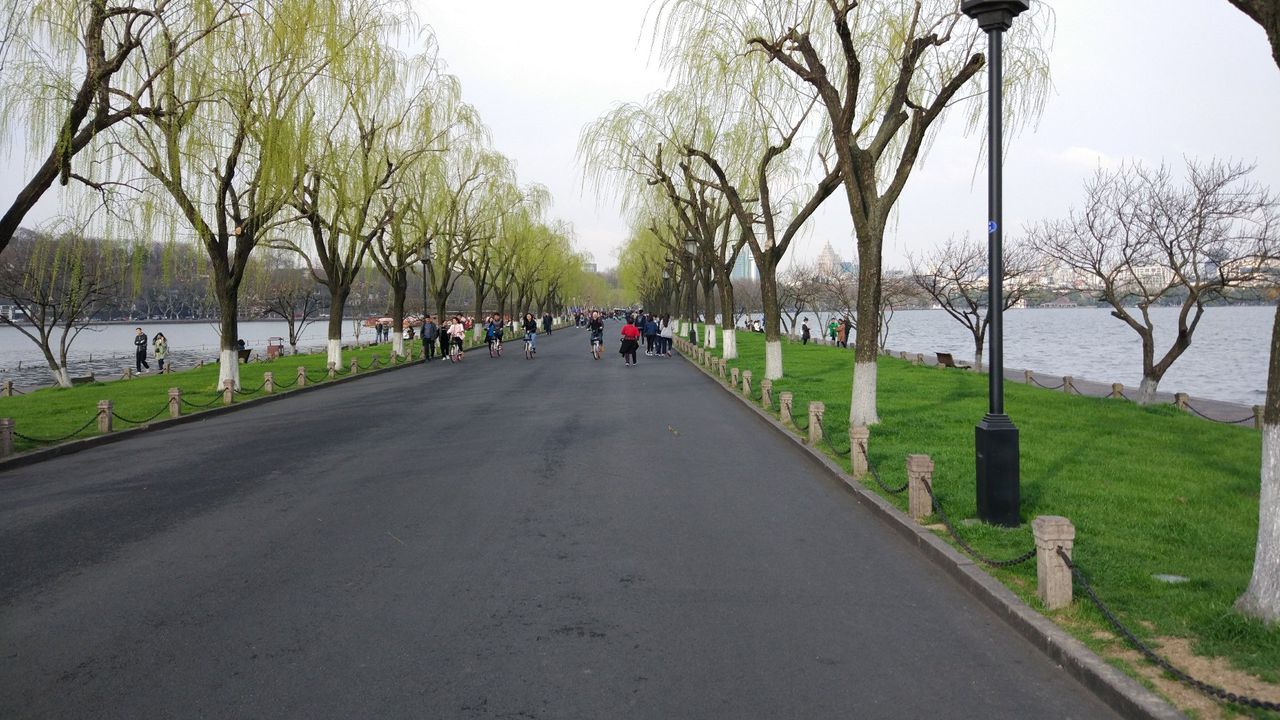  p>西湖街道是 a target="_blank" href="/item/浙江省/190275" data