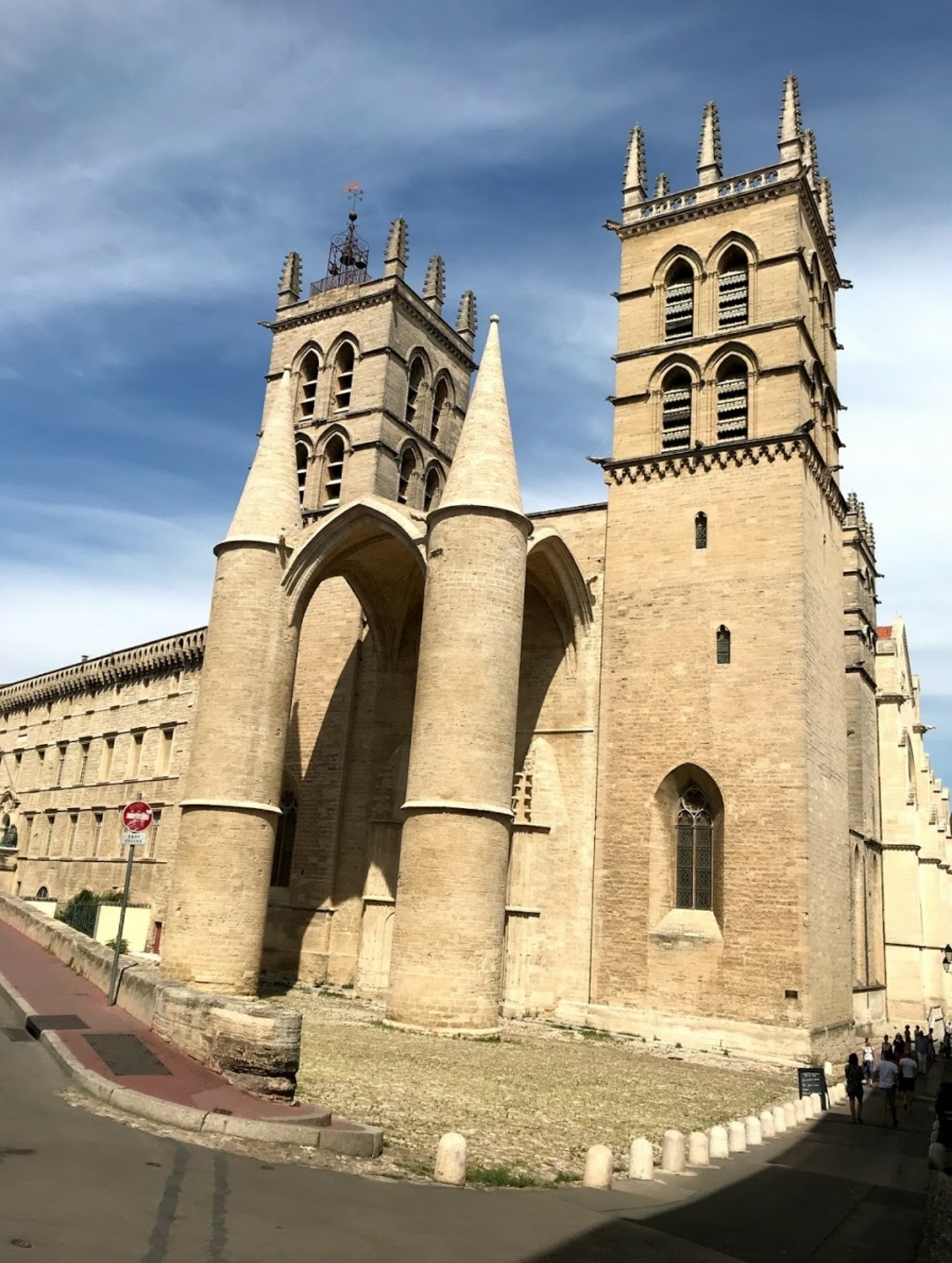  p>蒙彼利埃 (montpellier),是法国南部城市, a href="#" data-lemma