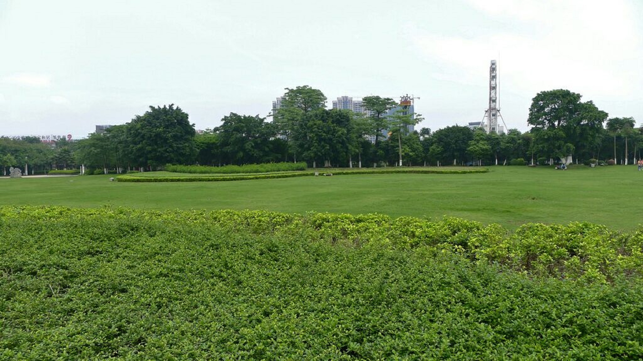 data-lemmaid="7553853">贵港市 /a>马草江公园总体布局概括为:三门两