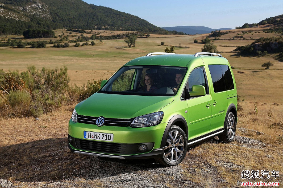  p>开迪(caddy)是在第5代高尔夫技术平台pq35上开发出的小型多功能车