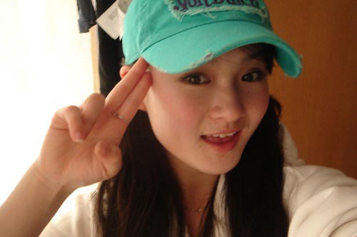  p>冉莹颖(ran yingying),女,1984年10月9日出生于贵州省遵义市,毕业