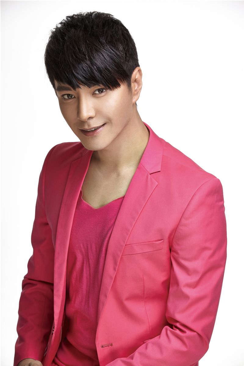  p>杜俊泽,原名杜斌,出生于山东省,中国内地影视男演员,毕业于 a