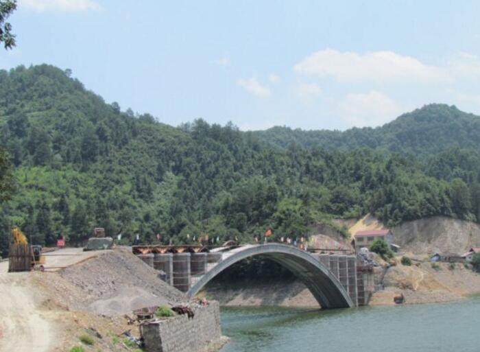  p data-id="gnat0p1j3s">凉水井镇,隶属于湖南省怀化市沅陵县,地处 a