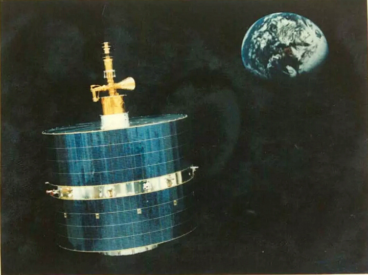 是中国研制的 a target="_blank" href="/item/地球静止轨道/6337477"