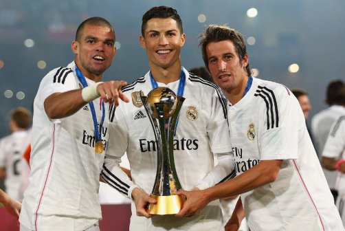 世俱杯冠军（左）