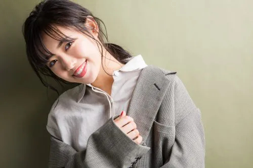  p>山口乃乃华(山口乃々华,yamaguchi nonoka),1998年3月8日出生于