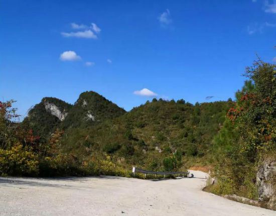  p>黄土镇, a target="_blank" href="/item/贵州省/20475641" data