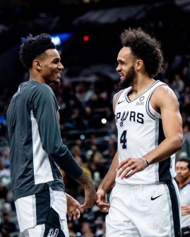 马刺时期（右）