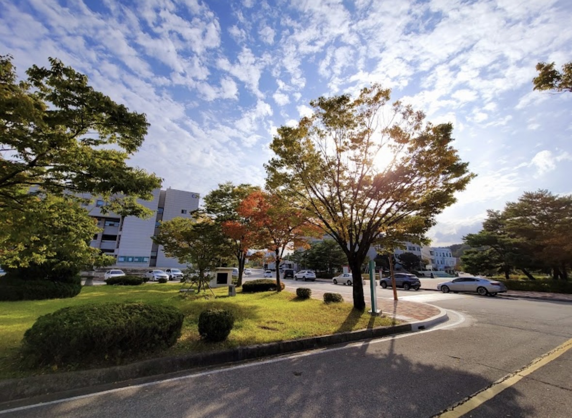 0pra">江陵原州大学是 a target="_blank" href="/item/韩国/6009333"