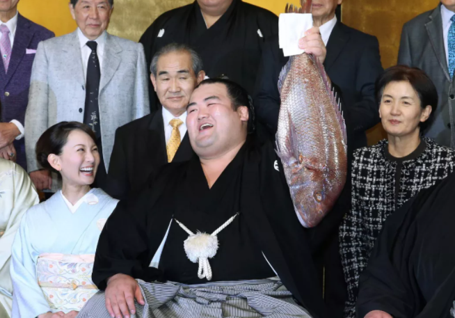 海钓爱好者为什么对黑鲷鱼情有独钟 百科ta说
