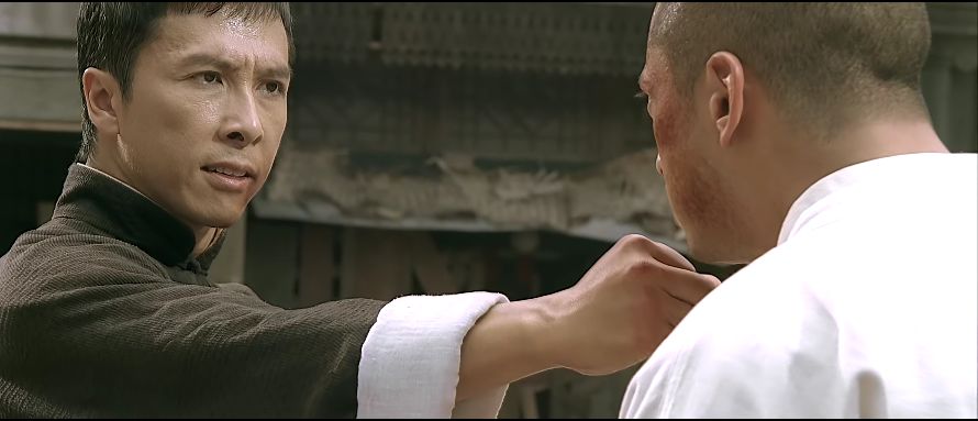 《叶问1》回顾，角色个性鲜明，故事振奋人心，叶问系列之最！_百科TA说