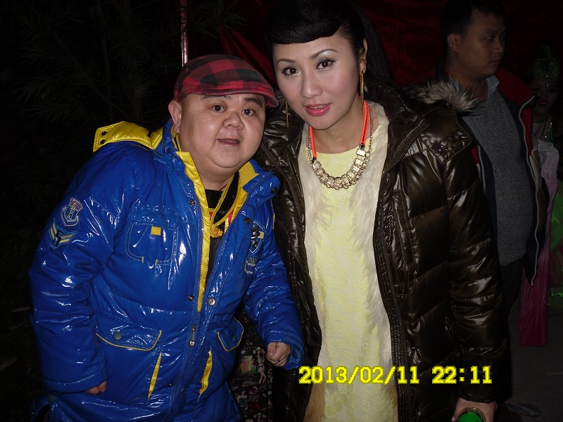 vbeyt">亚洲神童小布丁,男,原名:张荣,出生于四川省巴中市,喜剧演员