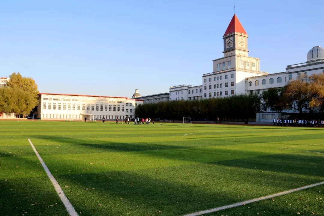 齐齐哈尔市第八中学校