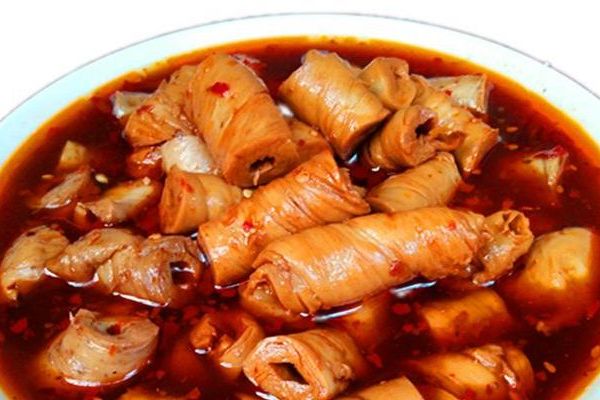  p>素肠是面筋制成,面筋是面粉制成,面筋是一种