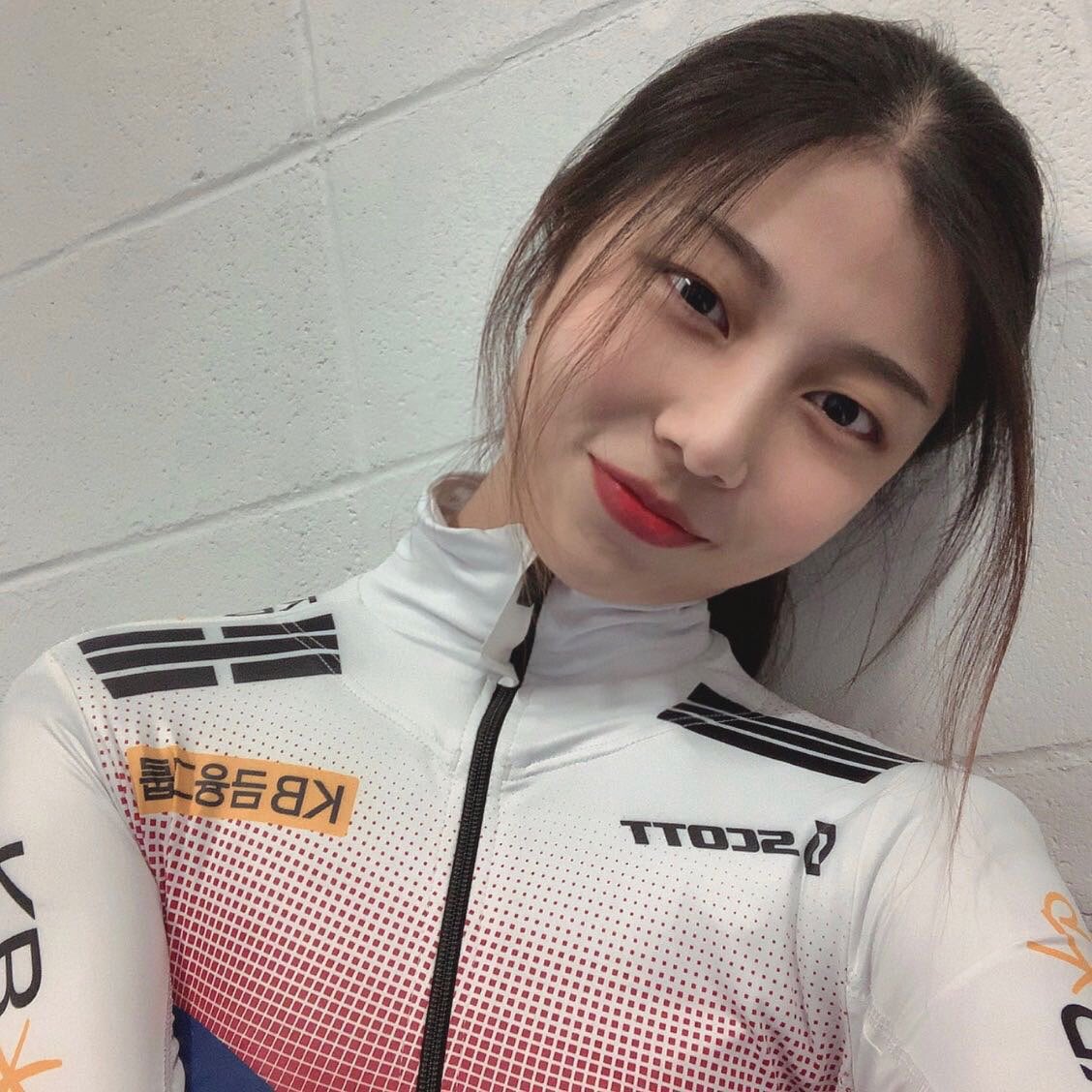 data-lemmaid="6009333">韩国 /a>短道速滑运动员