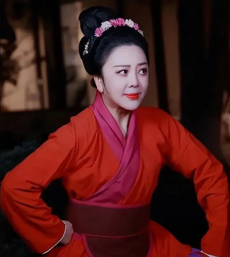 从女一号到通缉犯，央视水浒传中的“孙二娘”梁丽，她经历了什么_百科TA说