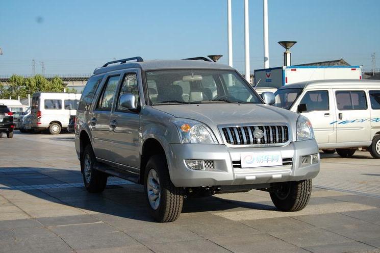  p>挑战者suv是曙光汽车旗下的中型suv. /p>