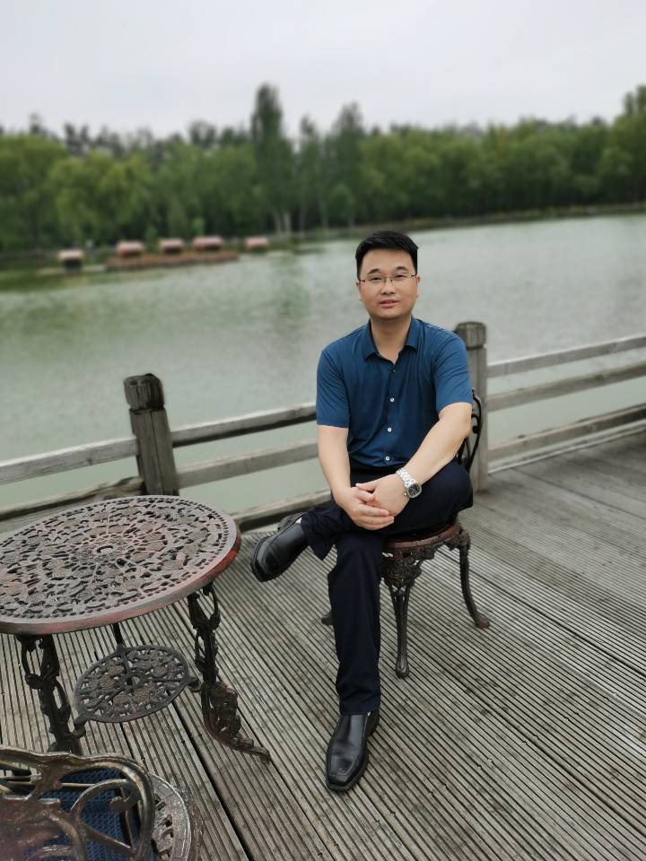 周新民