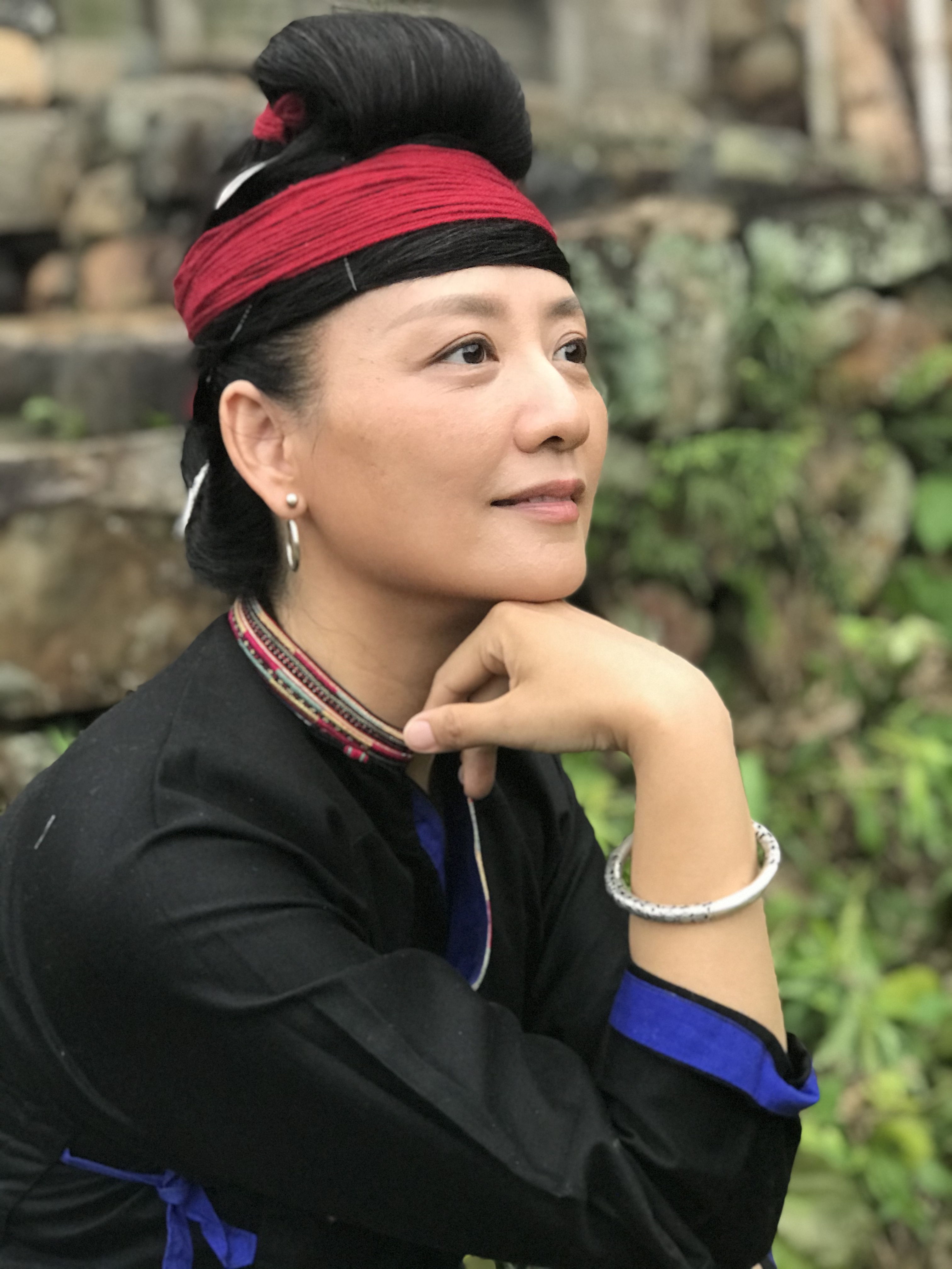 出生于河南省南阳市,中国内地女演员