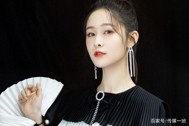临危救场反被骂，湖南卫视力捧的新女主持梁田，真委屈吗_百科TA说