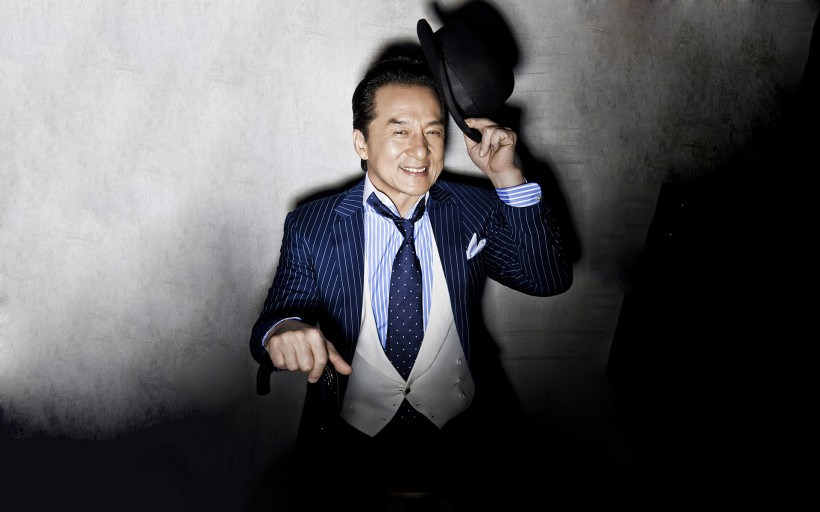  p>成龙(jackie chan),1954年4月7日出生于香港,中国香港影视男演员