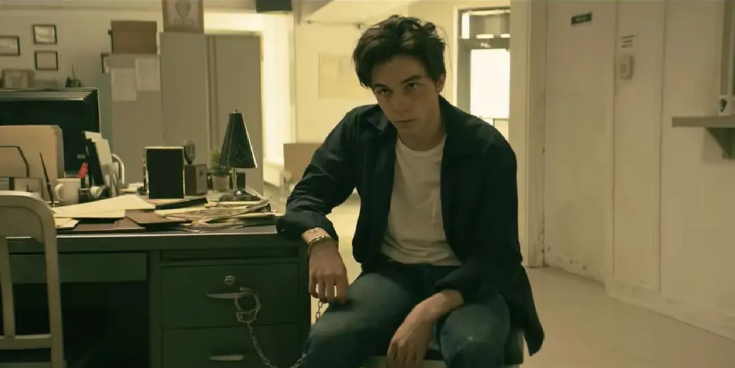  p data-id="2gm0fbl0vzn">《韦恩》( i>wayne /i>)是 a target="