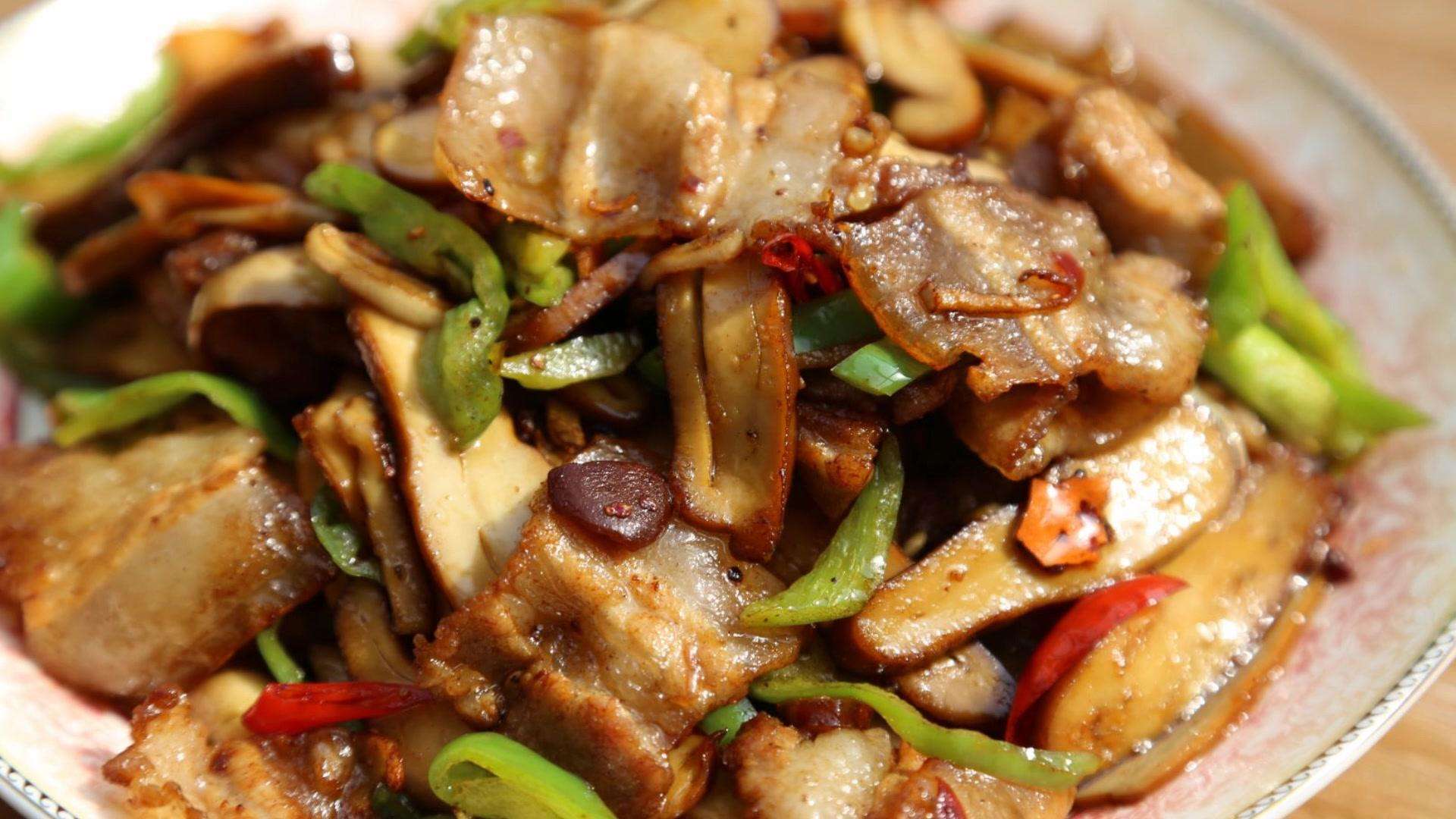 豆干炒回锅肉