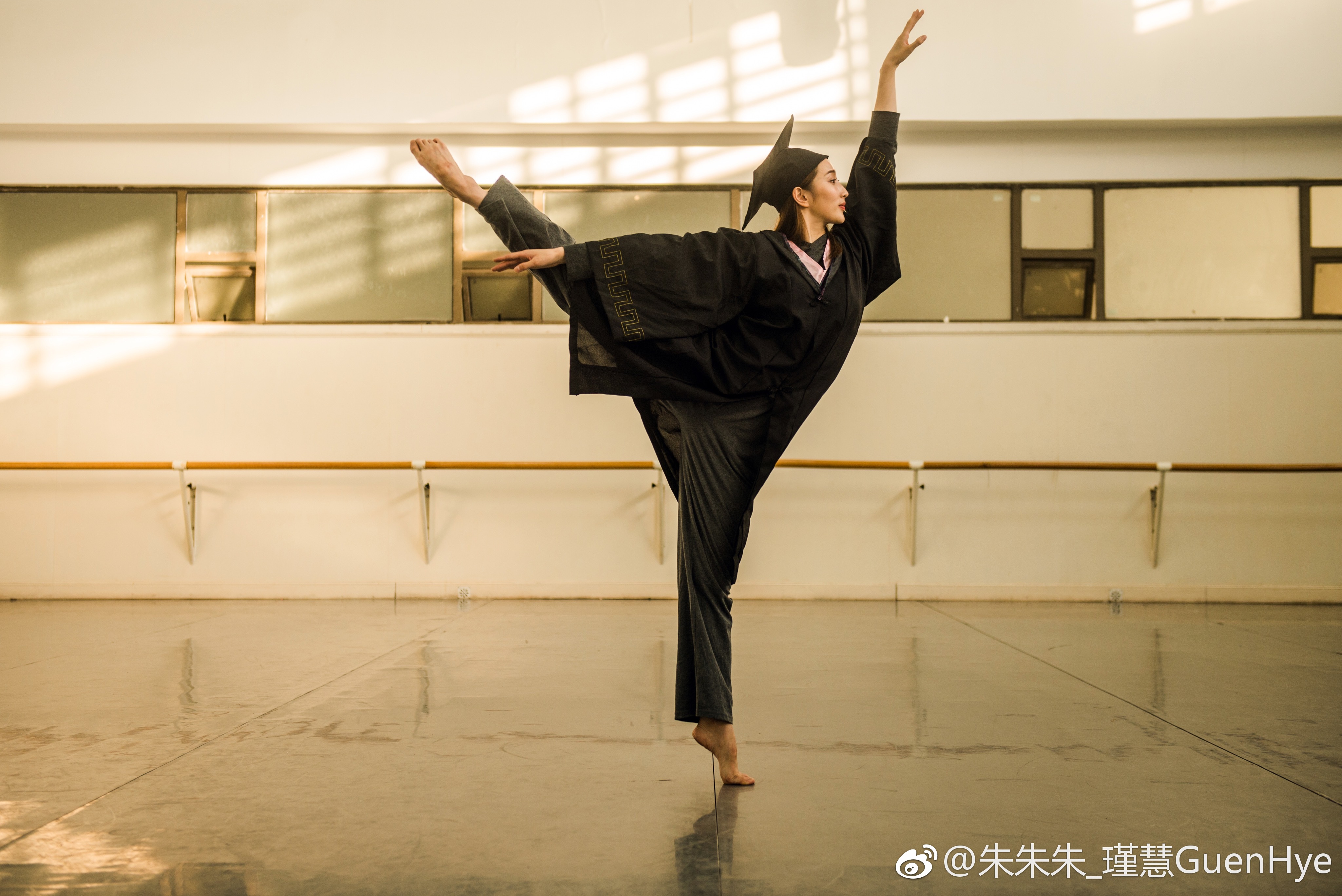 jcaqwz">朱瑾慧,1997年4月19日出生江西省吉安市,中国内地舞蹈女演员