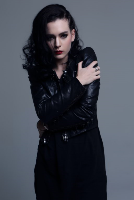  p data-id="gnwkketew2">唐伯虎(annie lowdermilk),8月13日出生于