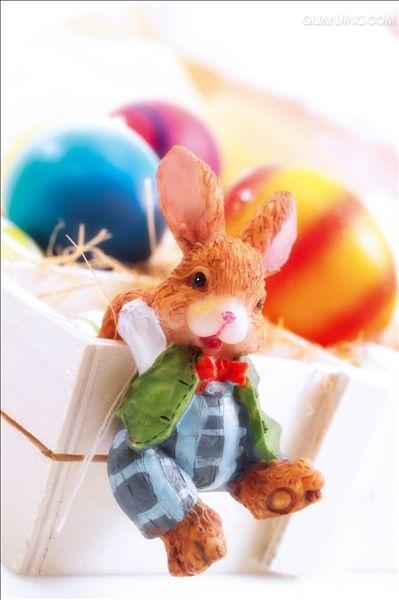  p>复活节兔是复活节象征之一.