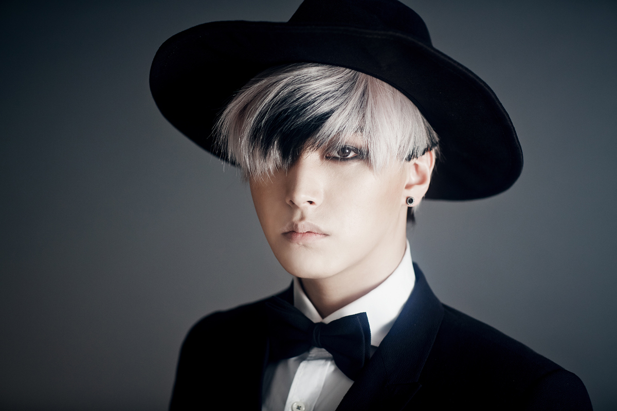  p>李晟敏(         ),1986年1月1日出生于韩国京畿道高阳市,韩国歌手