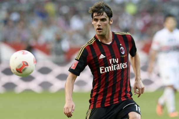  p>安德雷亚·波利(andrea poli),1989年9月29日意大利足球运动员,司