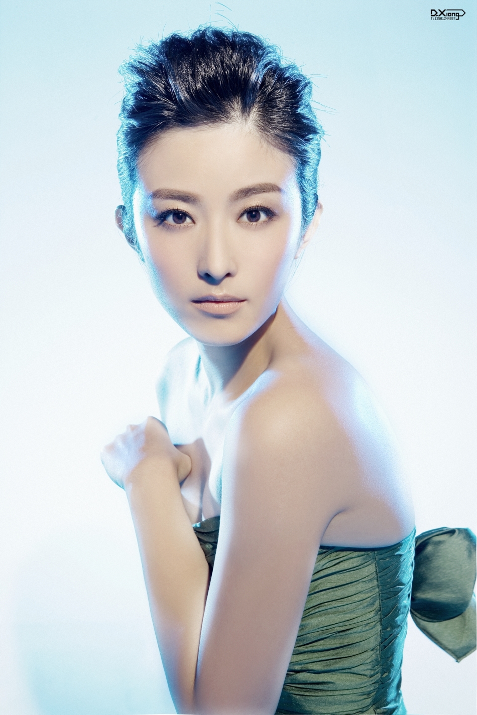  p>徐百慧 i>(曾用名:徐百卉) /i>,1983年8月3日出生于吉林省长春市