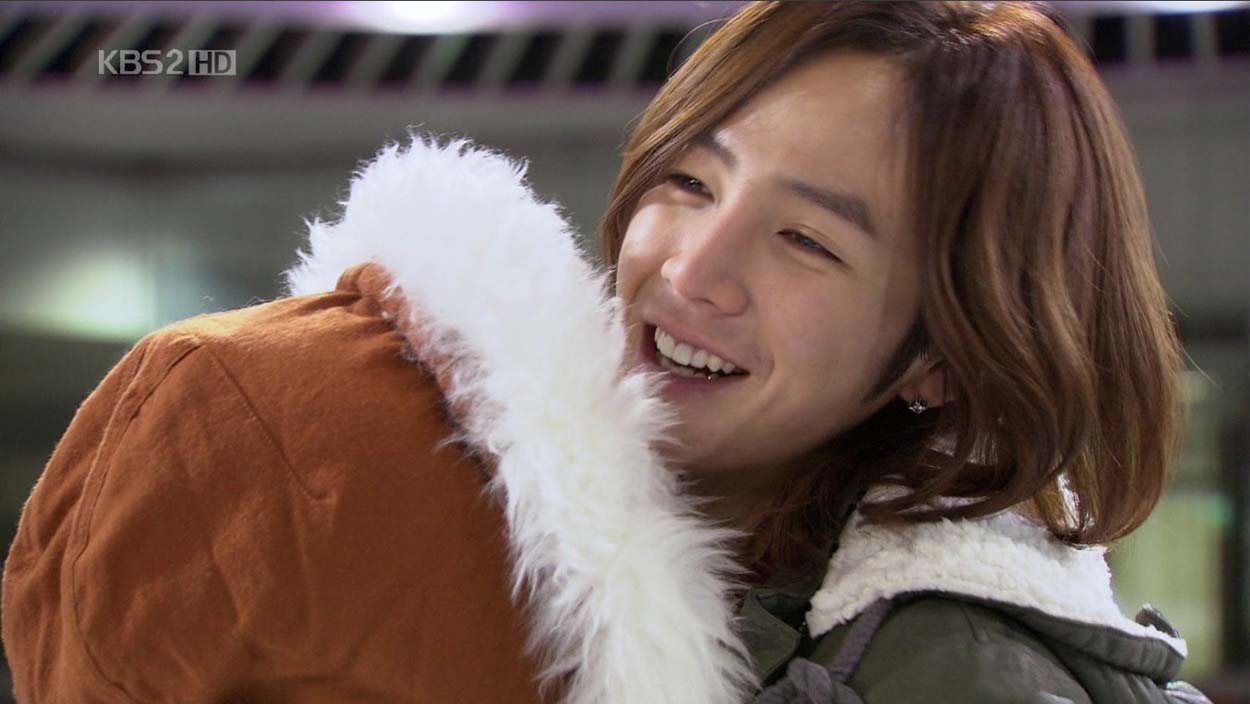  p>《玛丽外宿中》是 a href="#" data-lemmaid="3769113">韩国kbs