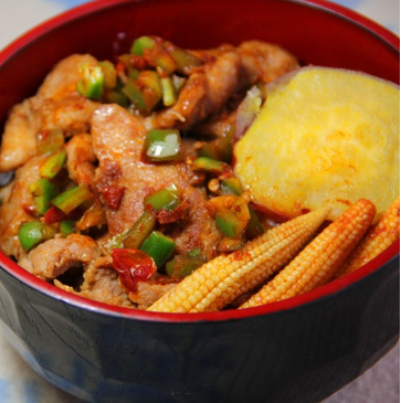  p>香煎里脊饭是一道由 a target="_blank" href="/item/里脊肉