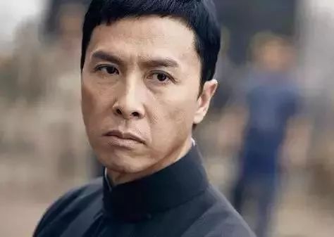 叶伟信：导演届的梁朝伟，捧古天乐上影帝_百科TA说