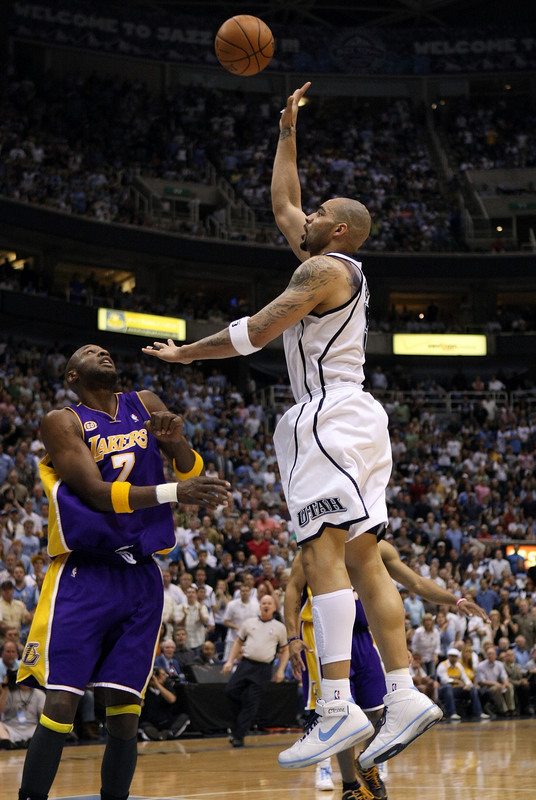 卡洛斯·布泽尔