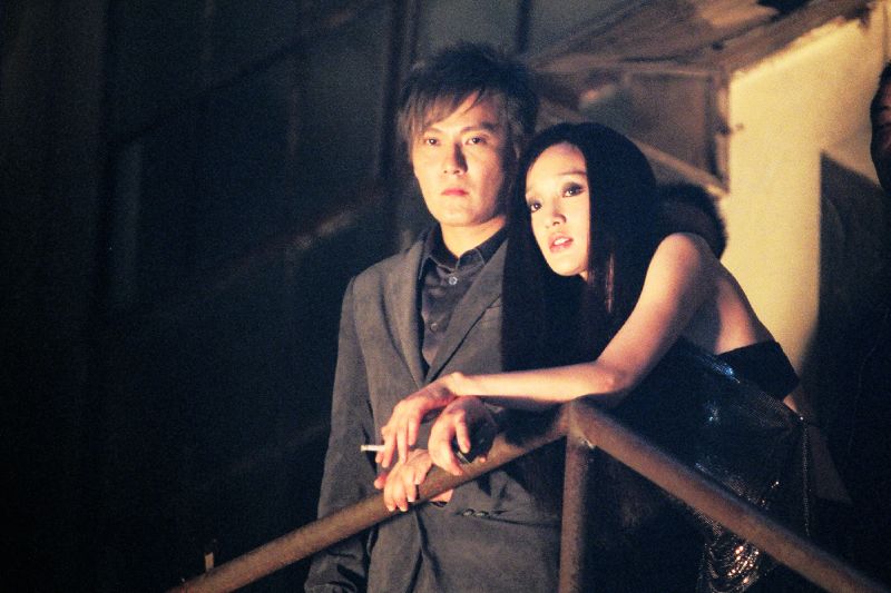 ">区雪儿 /a>执导, a target="_blank" href="/item/周迅/10076" data