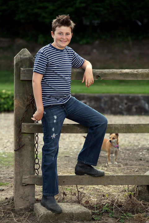  p data-id="gn83gz2ugu">redvers stoke,男英国康沃尔郡人. /p>