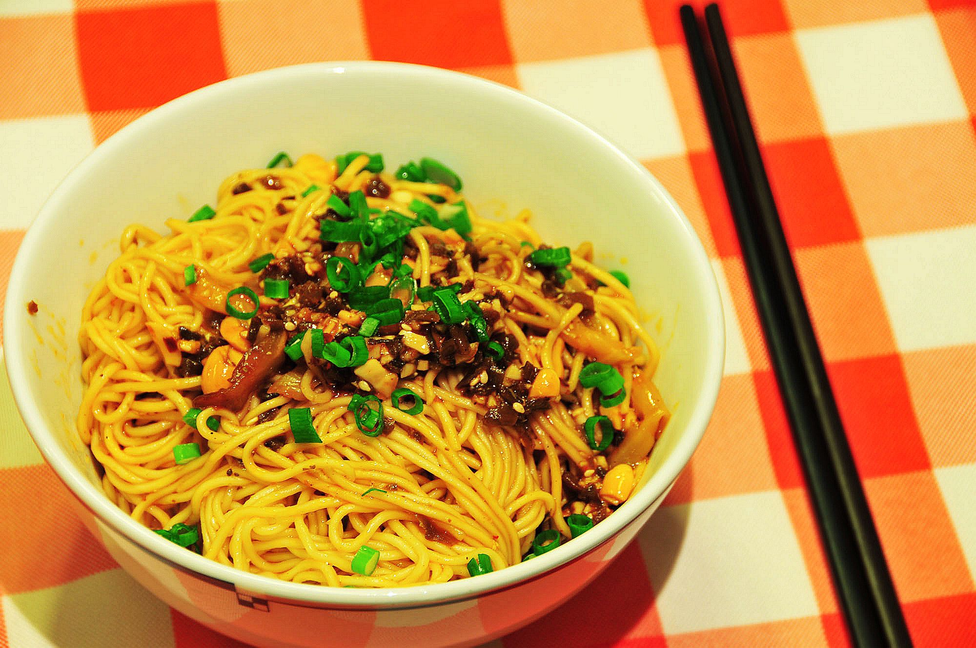  p>宜宾燃面,原名 a target="_blank" href="/item/叙府燃面/10815402