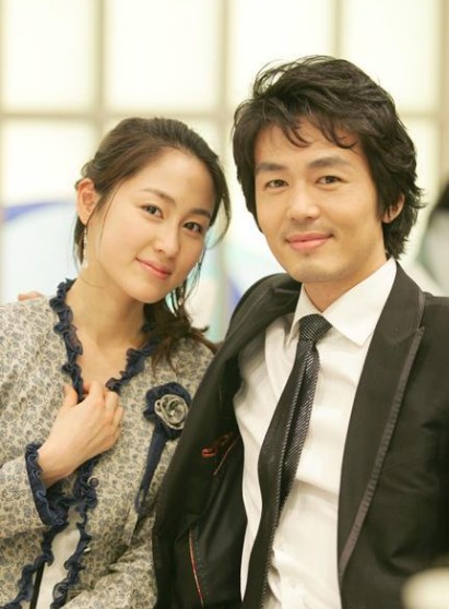  p>《爱在何方》又名《 a href="#" data-lemmaid="7165281">天可怜见