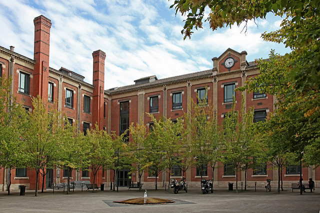 简称图卢兹经济学院(toulouse school of economics),位于法国南部 a