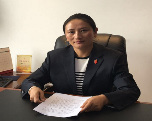 女,藏族,青海班玛人,1980年05月生,现任青海省班玛县人民政府副县长