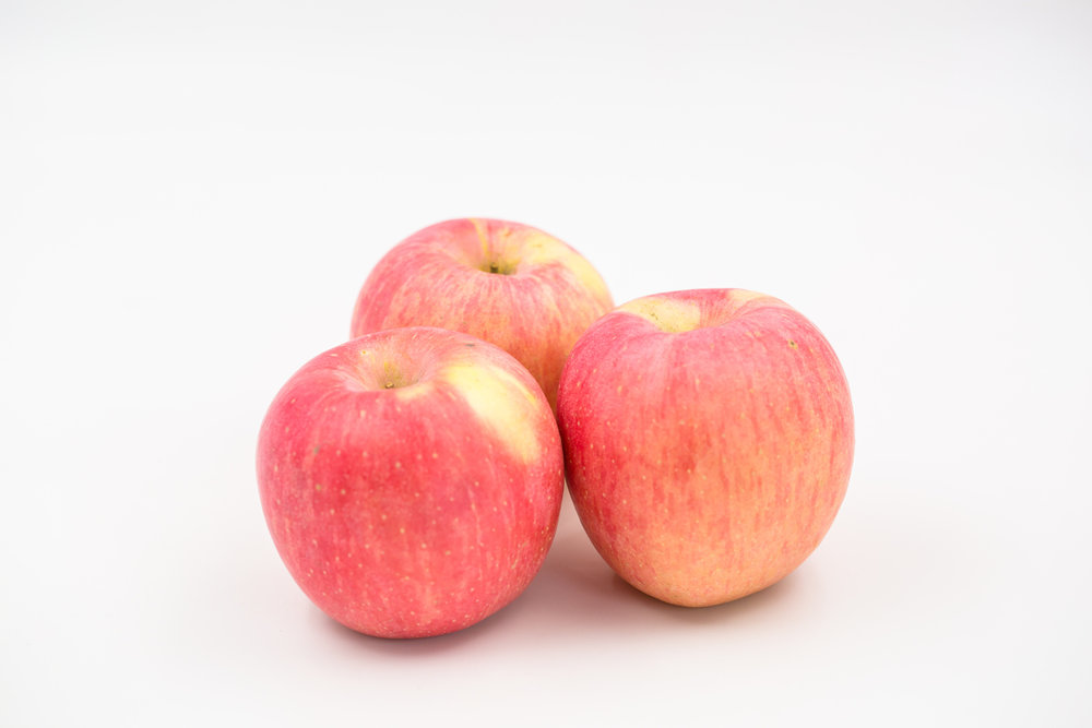  p>红富士是从普通 a target="_blank" href="/item/富士">富士 /a>的