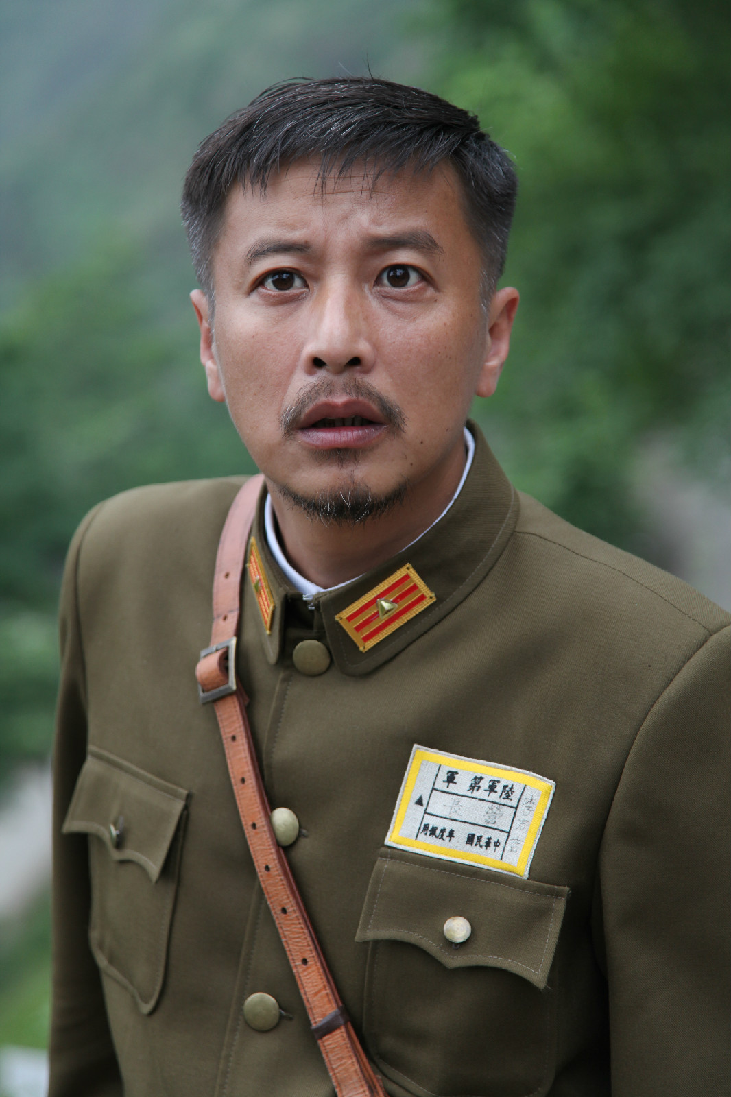  p>袁珉扮演了晴隆护桥护路宪兵队队长李万吉一角色.