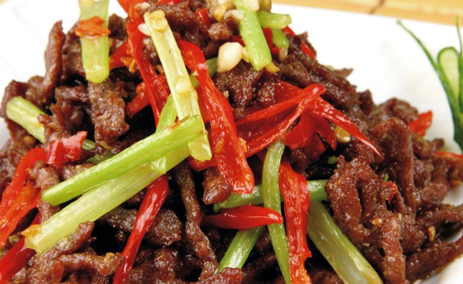 牛肉丝炒芹菜